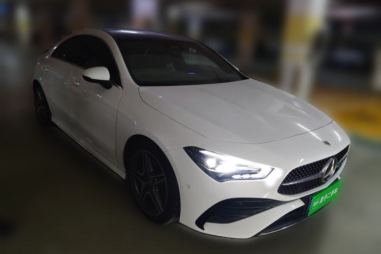 Used Mercedes-Benz CLA 2024 CLA 200 Front Right 45 Deg