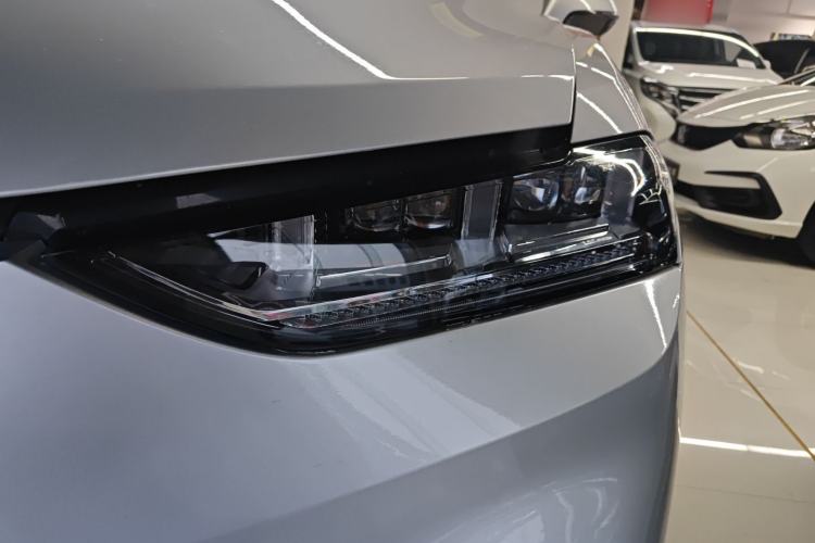 Used Wey VV7 2017 2.0T Flagship Model Left Front Headlight