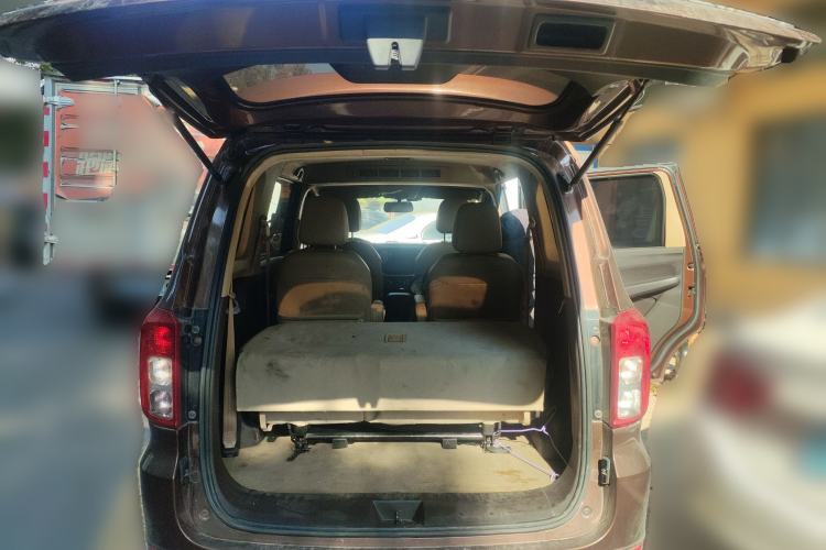 Used Wuling Hongguang 2019 1.5L S Comfort Edition China VI LAR
