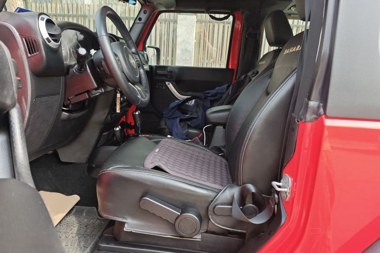 Used Jeep Wrangler 2013 3.6L Sahara two-door model
