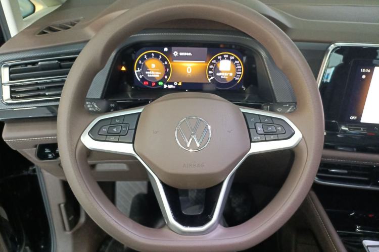 Used Volkswagen Viloran 2023 Revised 330TSI Business Edition Steering Wheel