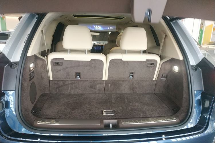 Used Hima AITO M9 2025 Extended-Range Ultra Version 52 kWh 6-Seater
