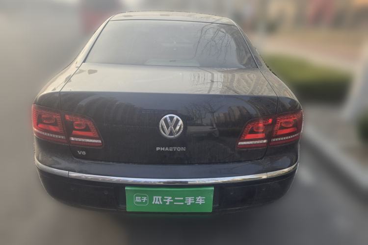Used Volkswagen Phaeton 2012 3.0L Business Edition Rear