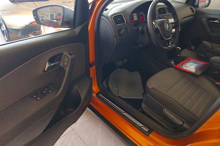 Used Volkswagen Polo 2014 1.6L Cross Polo Automatic