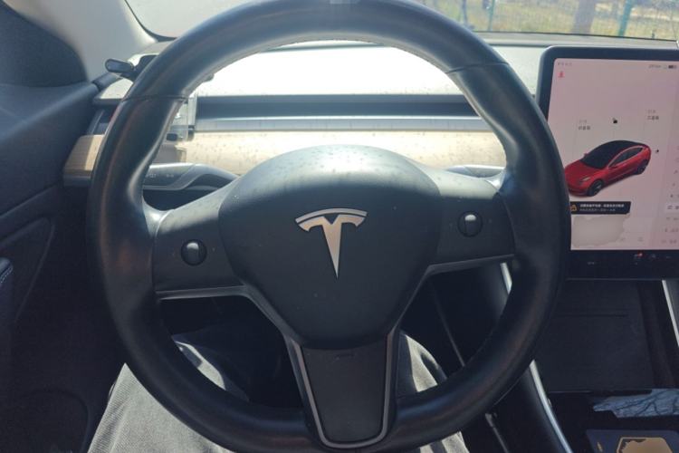Used Tesla Model 3 2019 Long-Range All-Wheel-Drive Version
