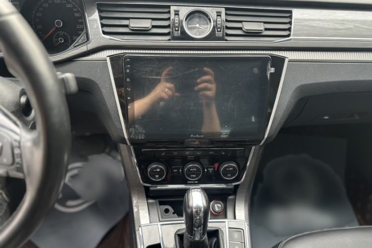 Used Volkswagen Passat 2016 330TSI DSG Luxury Edition