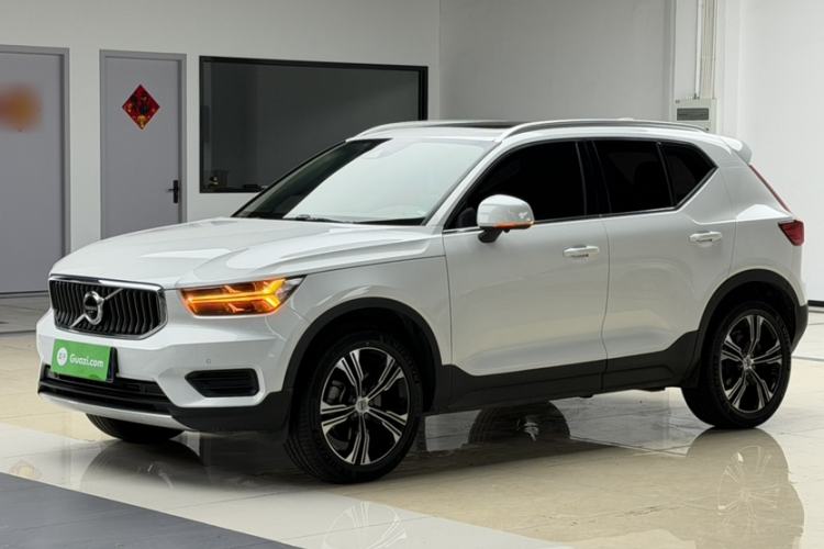 Used Volvo XC40 2022 T4 Four-Wheel Drive Smart & Luxurious Edition