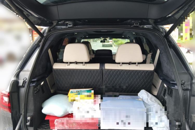 Used BMW X7 2020 xDrive40i Luxury Package with Leading Features Trunk