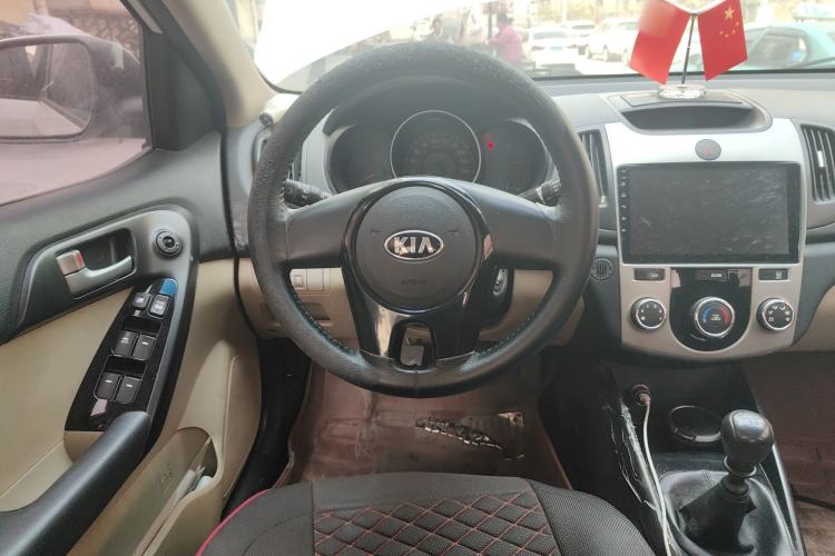 Used Kia Forte 2014 1.6L MT GL