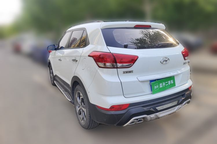 Used Hyundai ix25 2017 1.6L Automatic Smart Version Rear Left 45 Deg