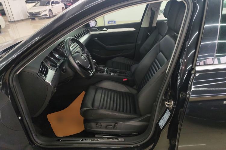 Used Volkswagen Magotan 2019 280TSI DSG Leading Model China VI Standard
