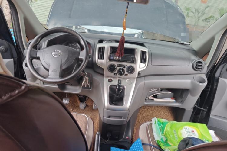 Used Nissan NV200 2013 1.6L Luxury Model China IV Standard Center Console