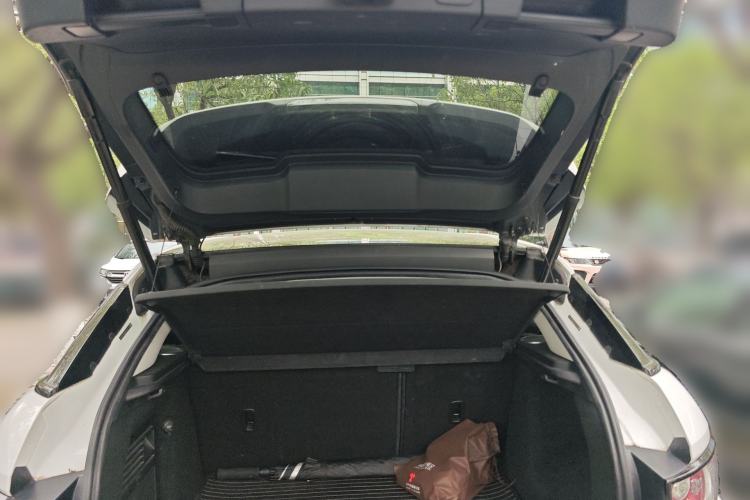 Used Land Rover Range Evoque 2013 2.0T 3-Door Ignite Edition Trunk