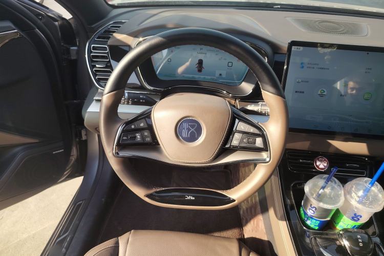 Used BYD Han 2022 DM-i 121KM Prestige Model