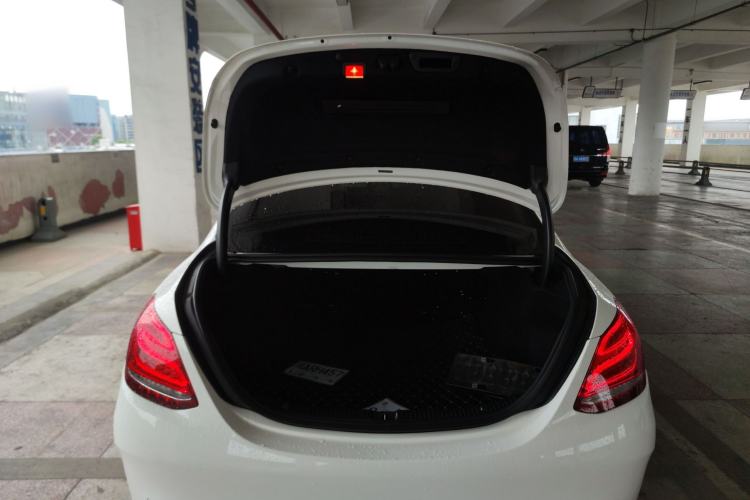 Used Mercedes-Benz C-Class 2017 Facelift C 200 L Sport Edition Trunk