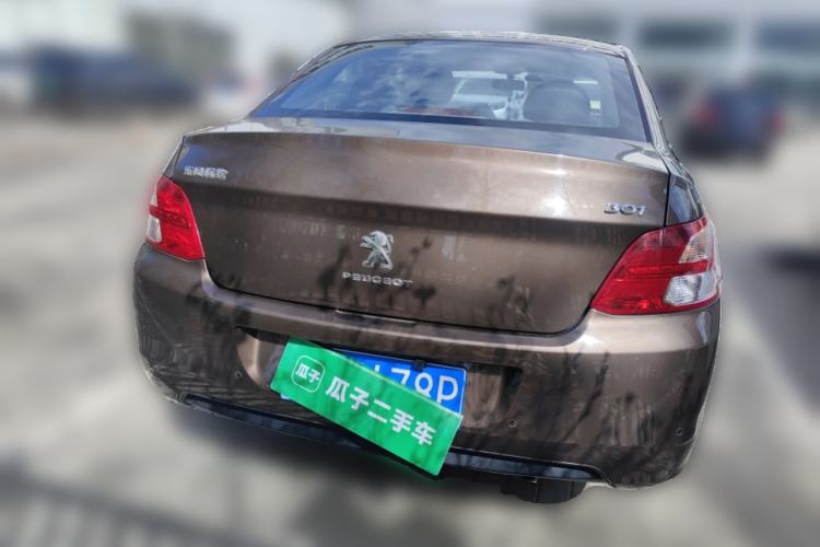 Used Peugeot 301 2014 1.6L Manual Luxury Edition
