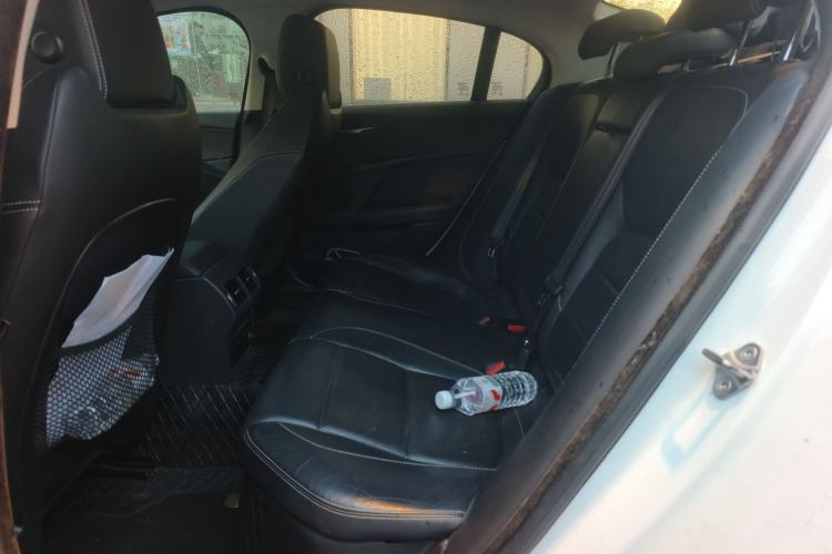 Used Jaguar XE 2017 2.0T 200 PS R-Sport
