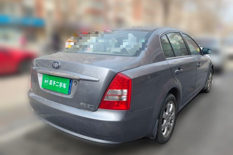 Used Bestune B70 2011 2.0L Automatic Fashion Version