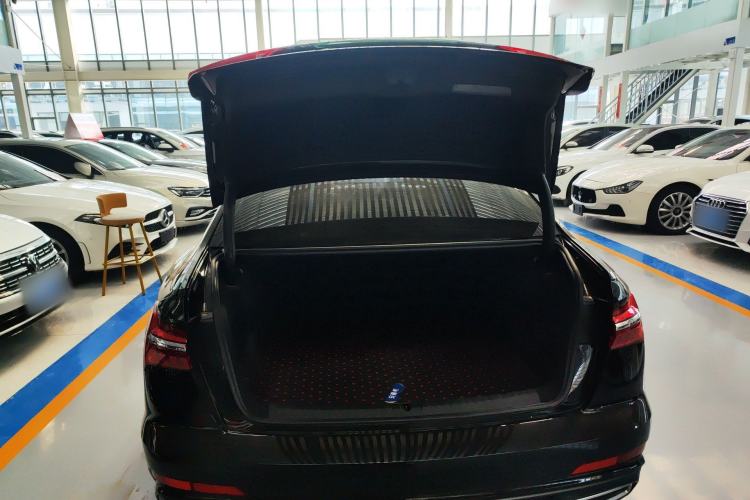 Used Audi A6L 2022 40 TFSI Luxury Dynamic Model Trunk