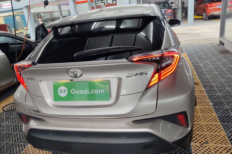 Used Toyota C-HR 2020 2.0L Luxury Edition

