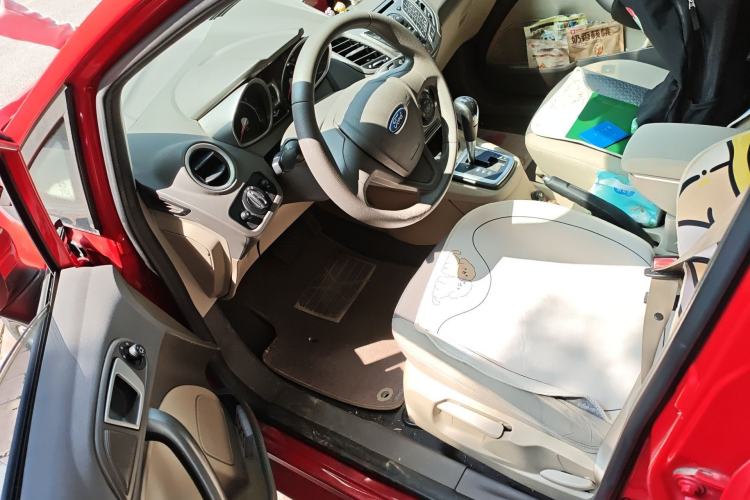 Used Ford Fiesta 2011 Hatchback 1.5L Automatic Fashion Edition
