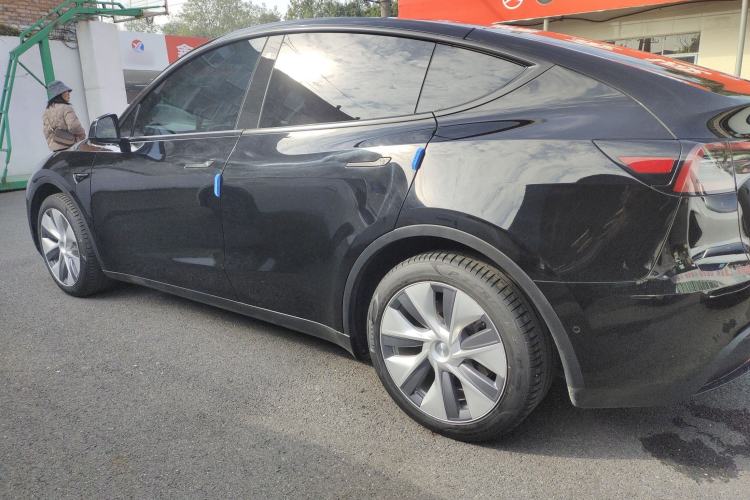 Used Tesla Model Y 2022 Rear-Wheel-Drive Version