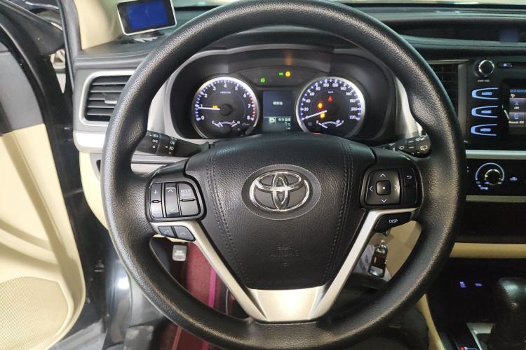 Used Toyota Highlander 2018 2.0T Two-Wheel Drive Elite Version 5 Seats China VI Standard