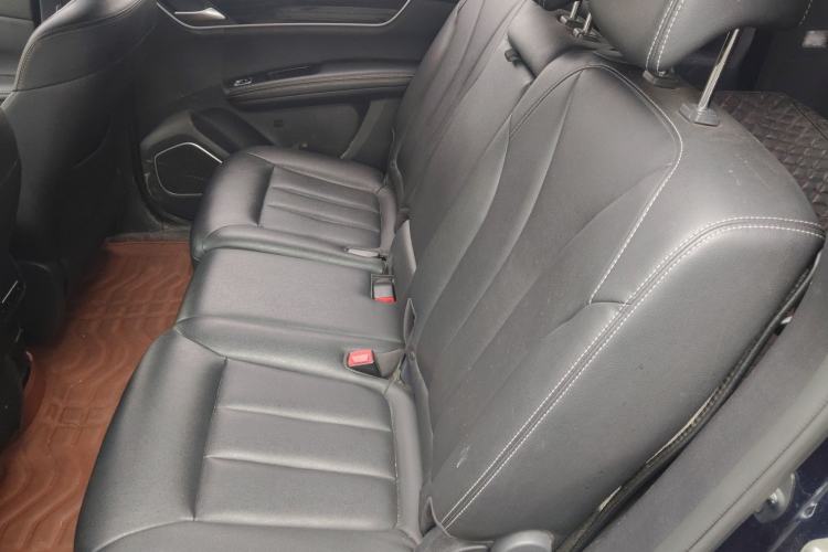 Used BYD Song MAX 2017 1.5T Automatic Smart Connect Elite 7-Seater Left Rear Seat