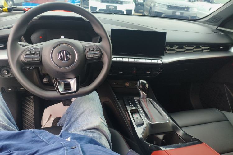 Used MG 5 2021 180 DVVT CVT Youth Luxury Edition