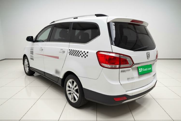 Used Baojun 730 2014 1.5L manual Comfort ESP version 7 seats