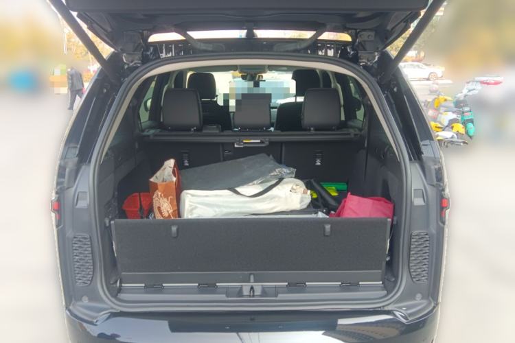 Used Land Rover Discovery 2021 360 PS R-Dynamic S
