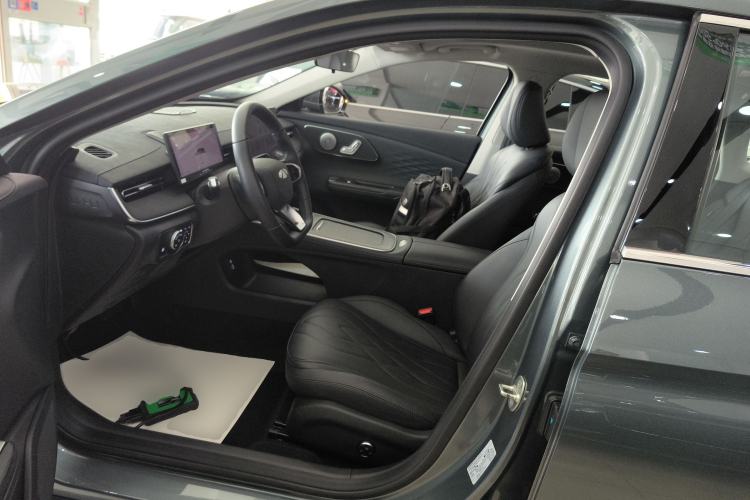 Used Chery Fengyun A8L 2025 1.5 TGDI 145 km Luxury Version
