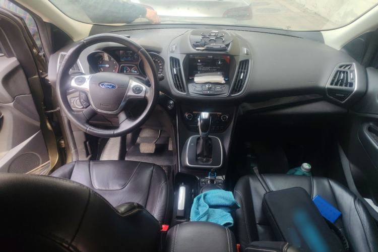 Used Ford Kuga 2013 2.0L GTDi Four-Wheel-Drive Sport Model
