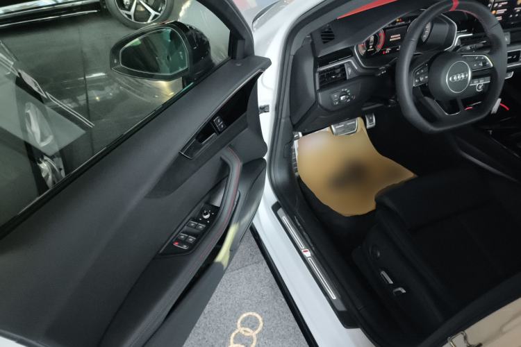 Used Audi A4L 2025 2 Million Units Enjoyment Version 40 TFSI Luxury Dynamic Edition