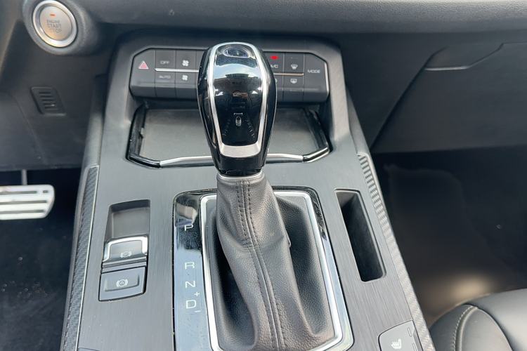 Used Wey VV5 2017 2.0T Ultra-Luxury Version
