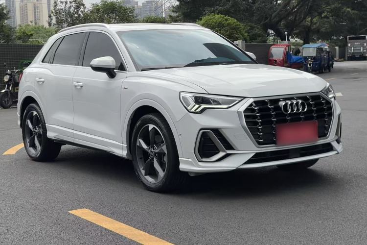 Used Audi Q3 2023 35 TFSI Fashion Dynamic Model (1.4T) Exterior 4