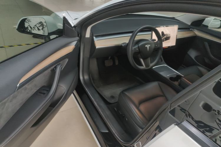 Used Tesla Model 3 2022 Rear-Wheel-Drive Version