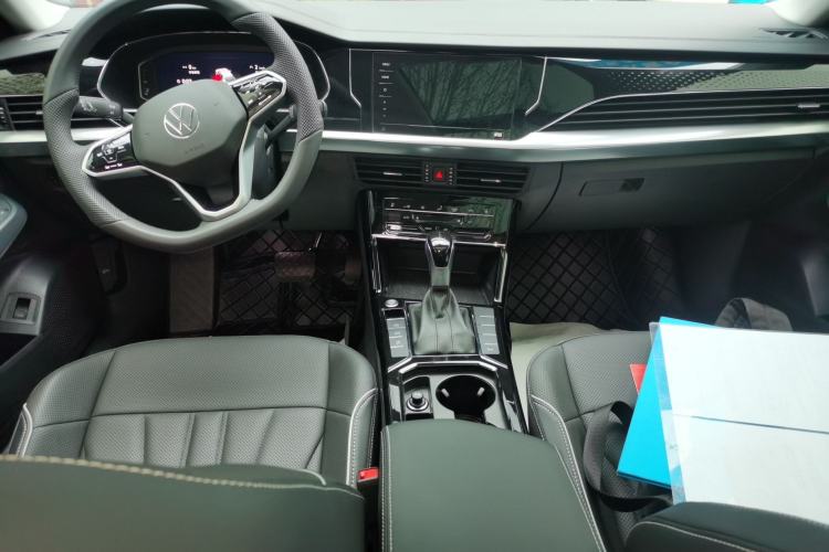 Used Volkswagen Passat 2024 380TSI Starry Dragon Edition