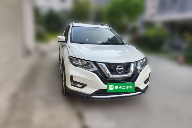 Used Nissan X-Trail 2019 2.0L CVT Comfort Edition 2WD Front Right 45 Deg