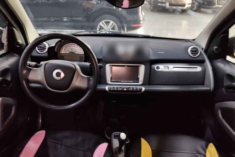 Used smart fortwo 2012 1.0 MHD Hardtop Comfort Edition Center Console