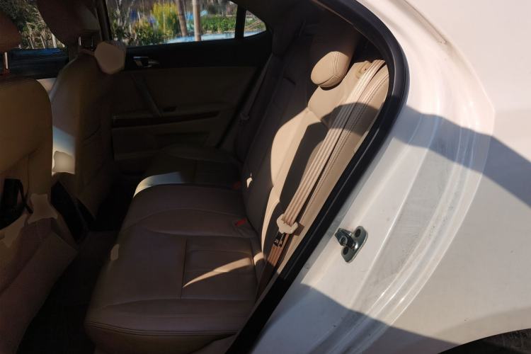 Used Roewe 550 2013 Classic Edition 550 1.8L Automatic Luxury Model
