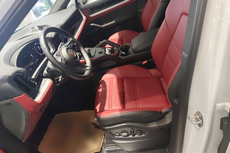 Used Porsche Cayenne E-Hybrid 2024 Cayenne Coupé E-Hybrid 2.0T