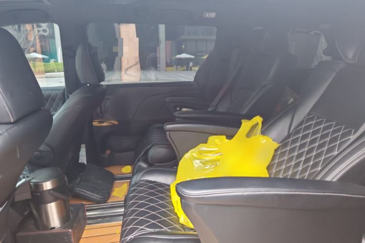 Used Toyota SIENNA 2015 3.5L Two-Wheel Drive LE Left Rear Seat