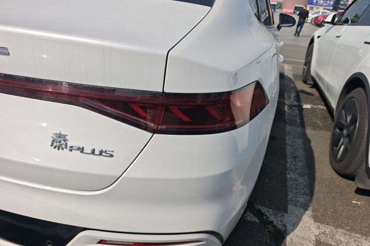 Used BYD Qin PLUS 2024 Honor Edition EV 420KM Leading Model Right Rear Taillight