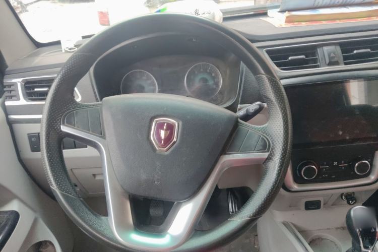 Used Jinbei New Hiace X30L 
