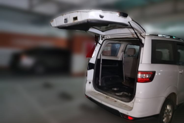 Used HYOSOW H2 2016 H2E 1.5L Elite Model BJ415B
