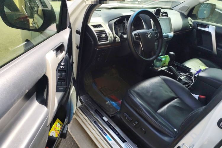 Used Toyota Prado 2018 3.5L Automatic TX-L with Rear-Mounted Spare Tire