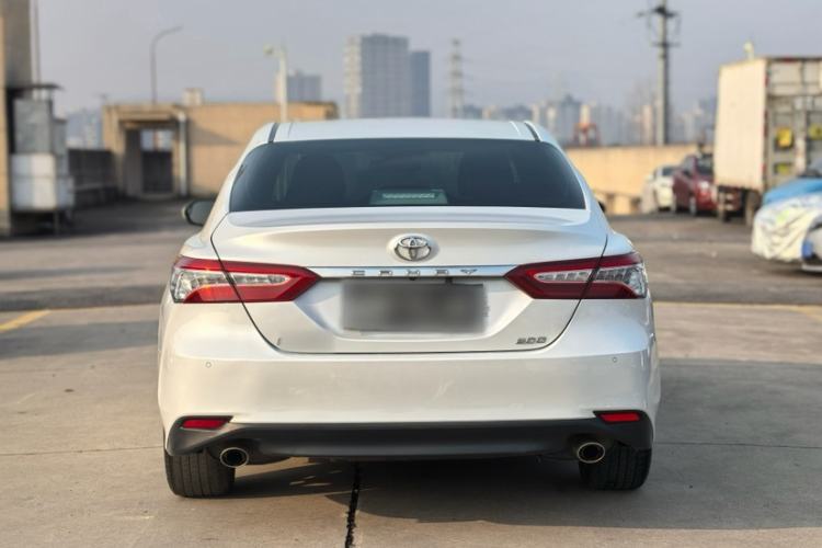 Used Toyota Camry 2019 Revised Version 2.0G Luxury Edition
