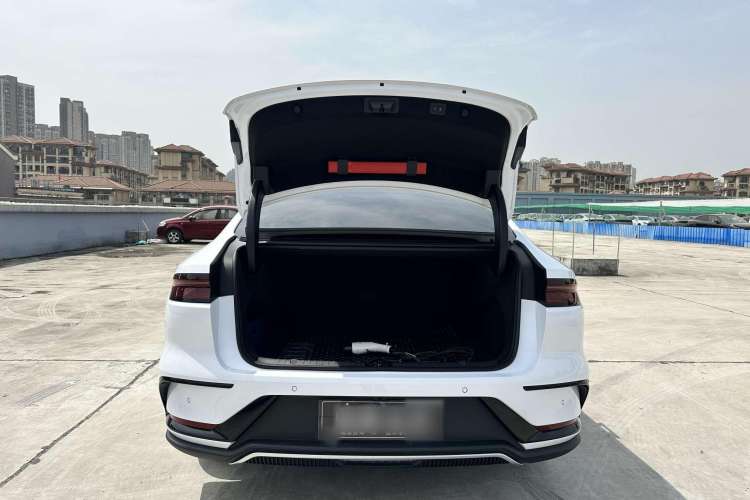 Used BYD Han 2023 DM-i Champion Edition 121KM Prestige Model