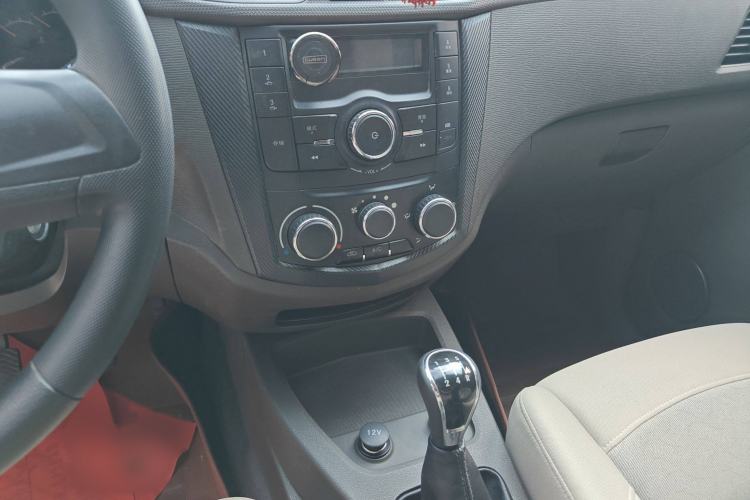 Used Wuling Hongguang 2015 1.5L S Basic Version China V Standard